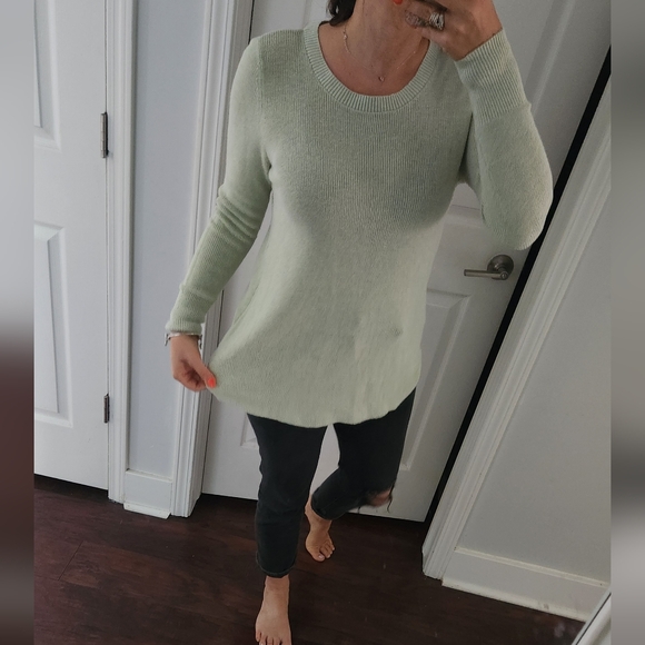 NATURAL REFLECTION CREEN CREW SWEATER ✨️ - Picture 4 of 10